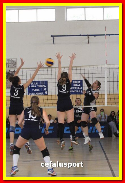150523 volley 299_tn.jpg
